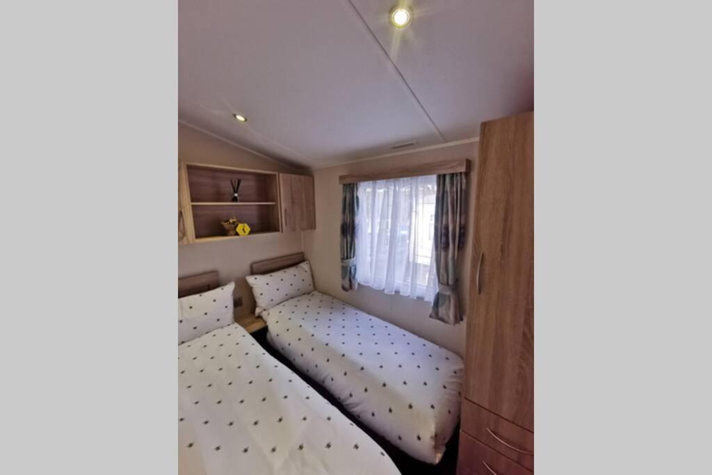 8 Sleep Chalet At Newquay Away Resorts Nb160 Exterior foto